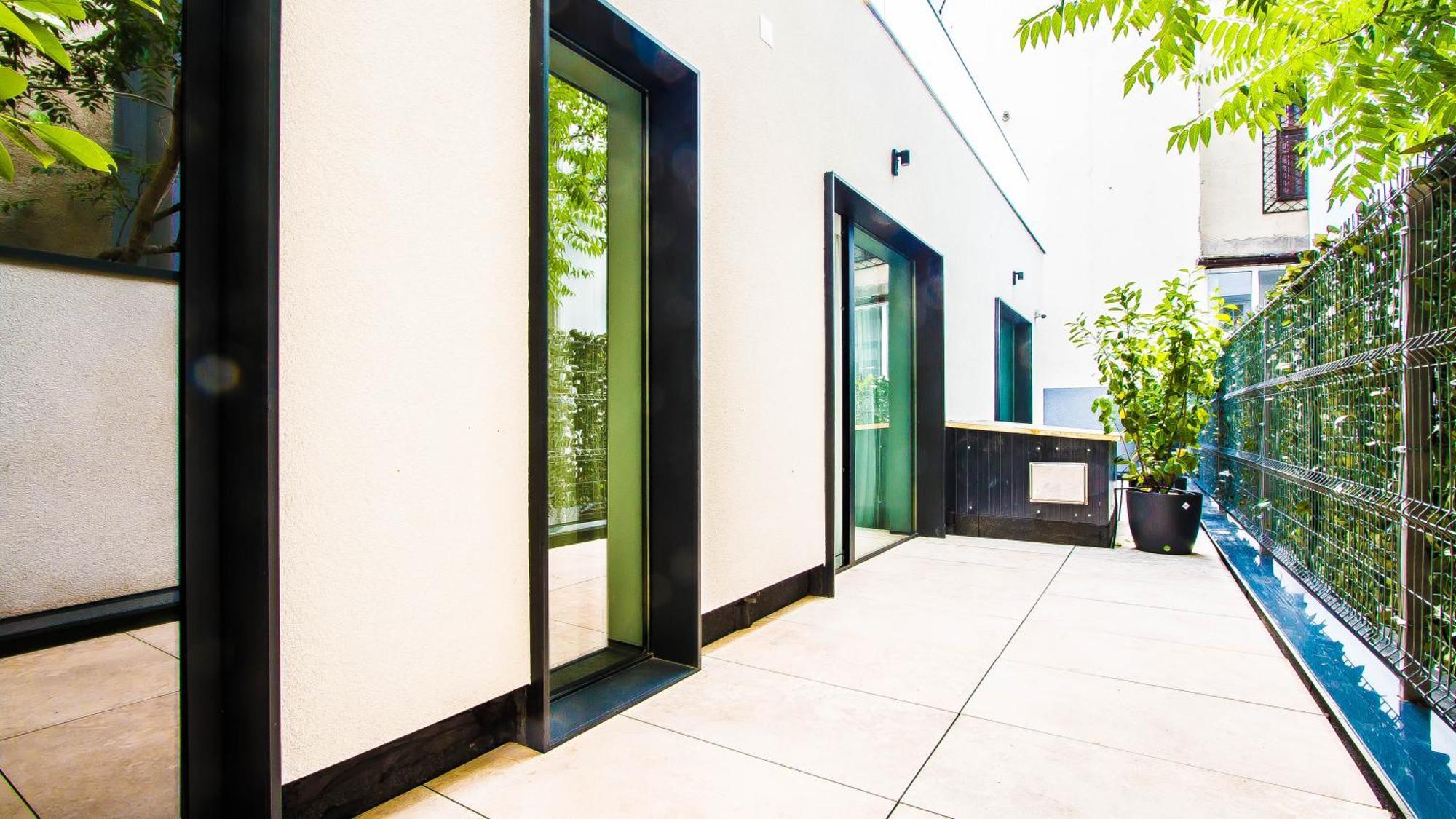 בוקרשט Central Apart Hotel מראה חיצוני תמונה