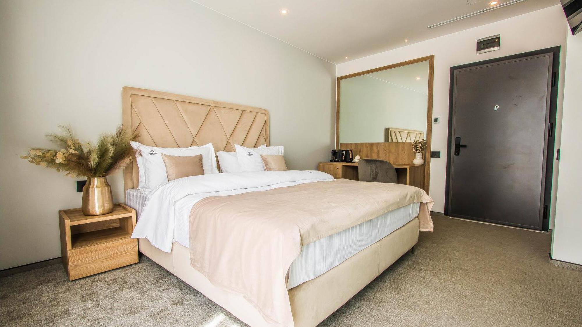 בוקרשט Central Apart Hotel מראה חיצוני תמונה