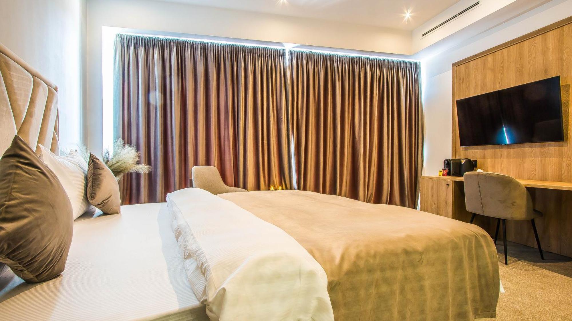 בוקרשט Central Apart Hotel מראה חיצוני תמונה